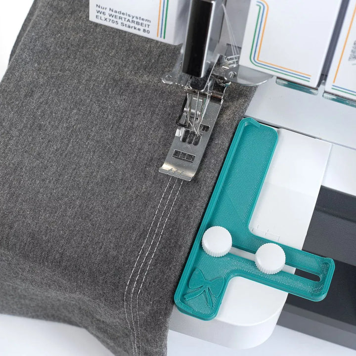 Guide d'ourlet pour coverlocks